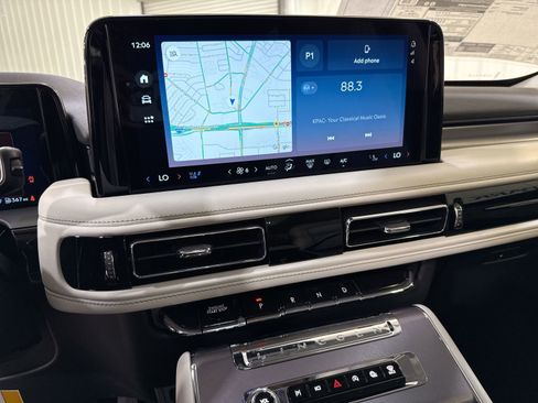 New 2026 Lincoln Aviator 2WD image 19