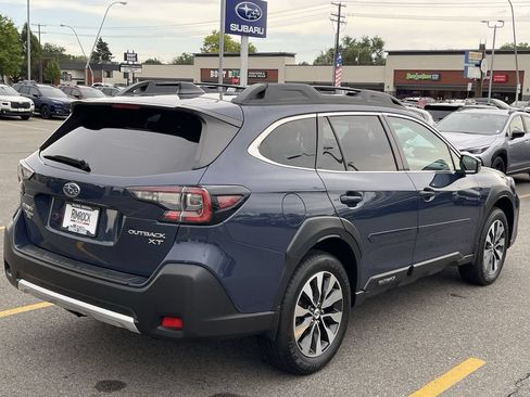 Used 2023 Subaru Outback Limited XT AWD/4WD image 10