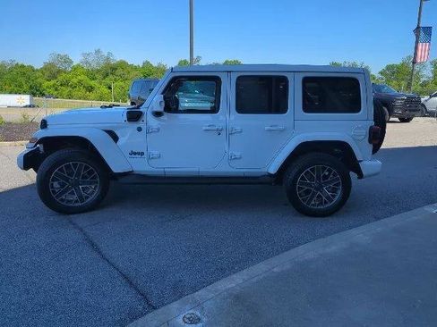 Certified 2023 Jeep Wrangler Unlimited Sahara AWD/4WD image 27