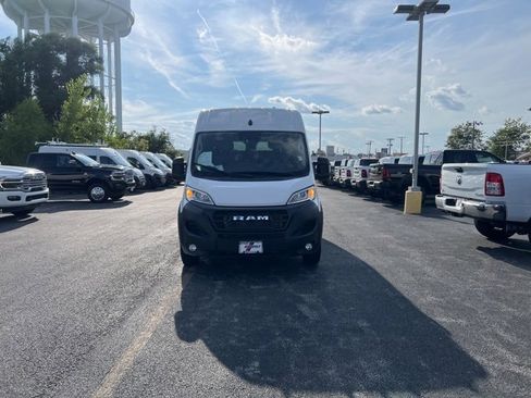 Used 2025 RAM ProMaster 1500 w/ Crew Van Package image 9