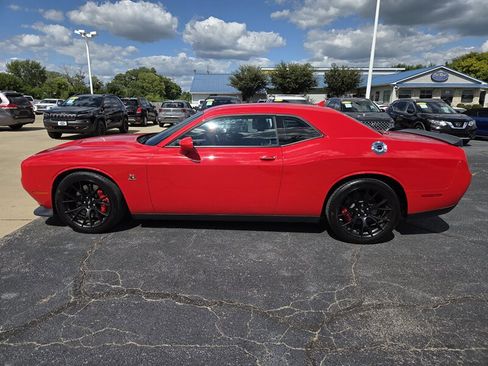 Used 2018 Dodge Challenger R/T Scat Pack w/ Dynamics Package image 6
