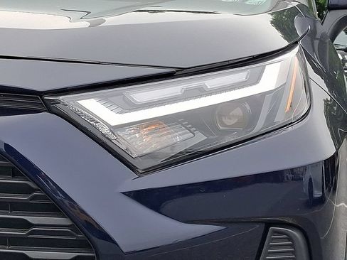 Used 2023 Toyota RAV4 XLE AWD/4WD image 11