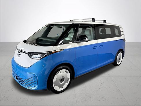 Certified 2025 Volkswagen ID. Buzz 1st Edition RWD image 3