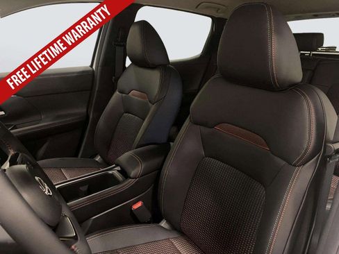 New 2026 Nissan Kicks SR AWD/4WD image 26