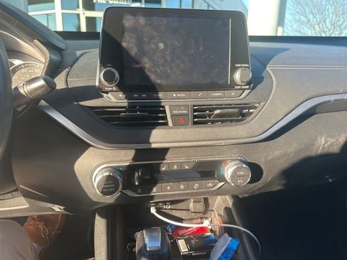 Used 2019 Nissan Altima 2.5 SV image 7