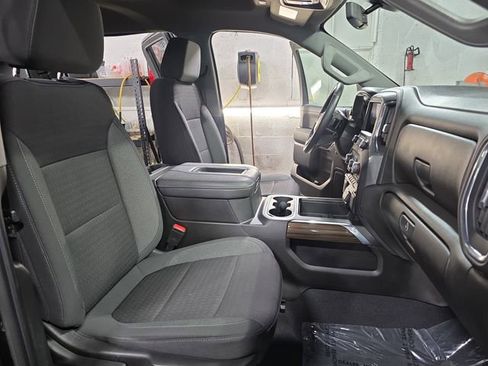Used 2022 Chevrolet Silverado 1500 LT Trail Boss w/ Bed Protection Package AWD/4WD image 10
