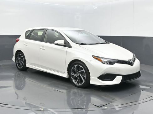 Used 2017 Toyota Corolla iM w/ All-Weather Mat Package FWD image 1