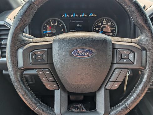 Used 2016 Ford F150 XLT w/ Equipment Group 302A Luxury AWD/4WD image 27