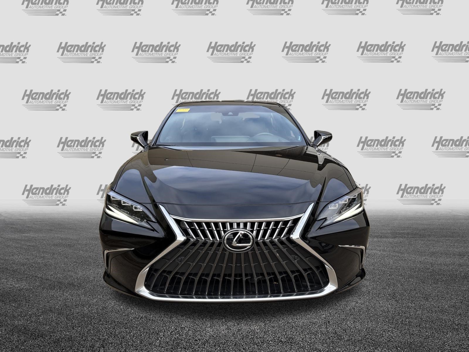 Used 2023 Lexus ES 300h w/ Protection Package (P2) FWD image 3