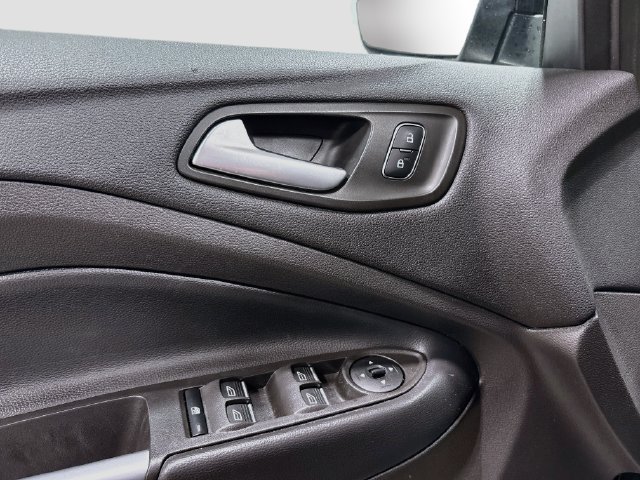 Used 2019 Ford Escape SEL AWD/4WD image 17