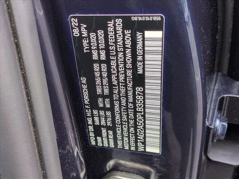 Used 2023 Porsche Macan S image 25