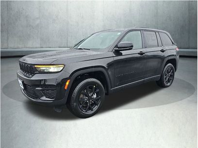 New 2025 Jeep Grand Cherokee Laredo