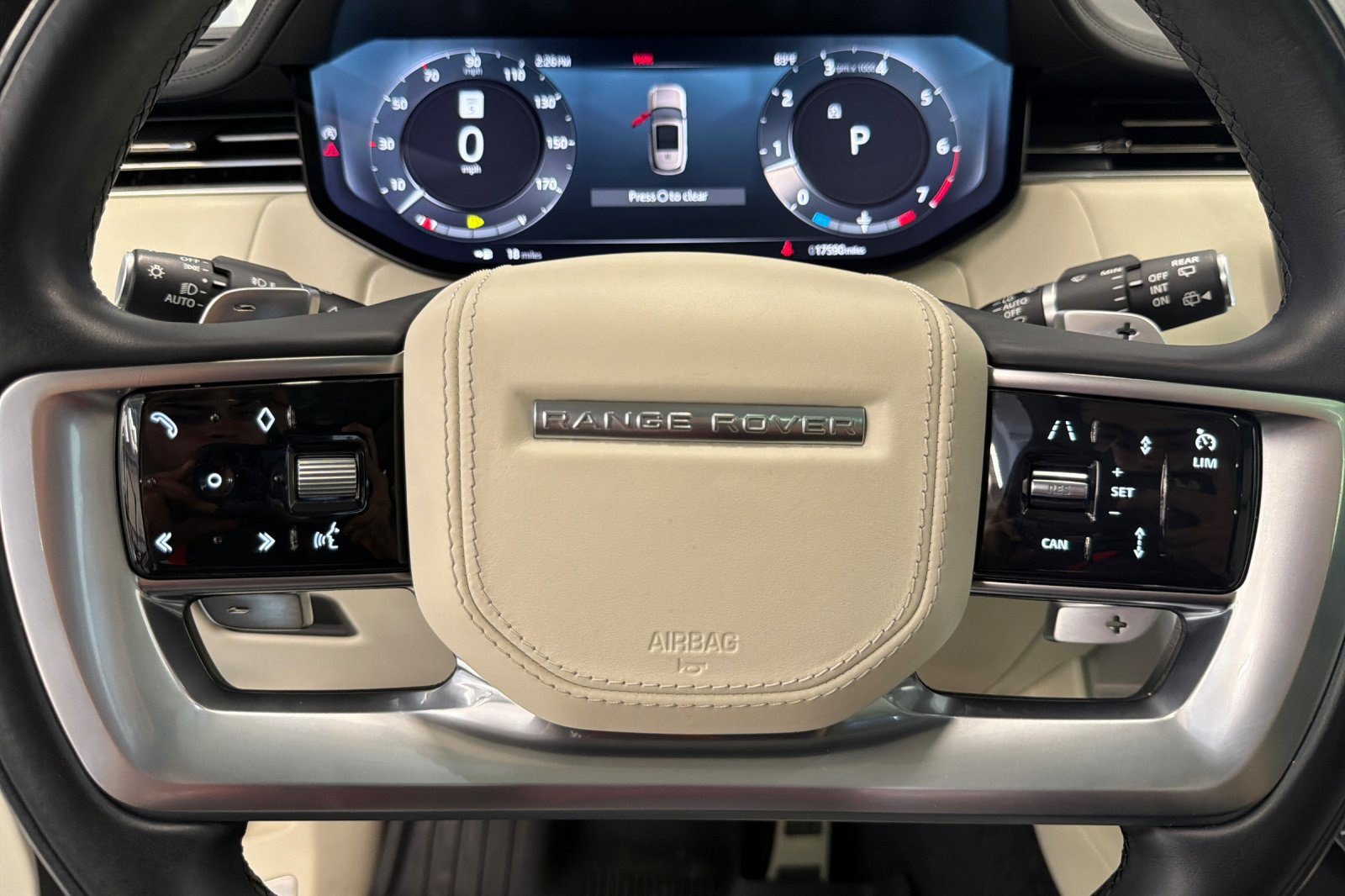 Used 2023 Land Rover Range Rover SE AWD/4WD image 11