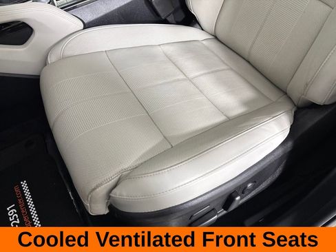 Used 2021 Kia Telluride SX w/ Nightfall Edition Package AWD/4WD image 15
