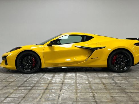 New 2025 Chevrolet Corvette Z06 w/ Stealth Interior Trim Package image 7