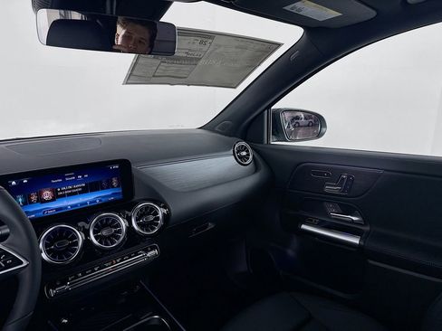 Used 2026 Mercedes-Benz GLA 250 4MATIC image 25