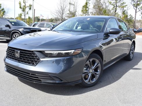 New 2026 Honda Accord EX-L image 5