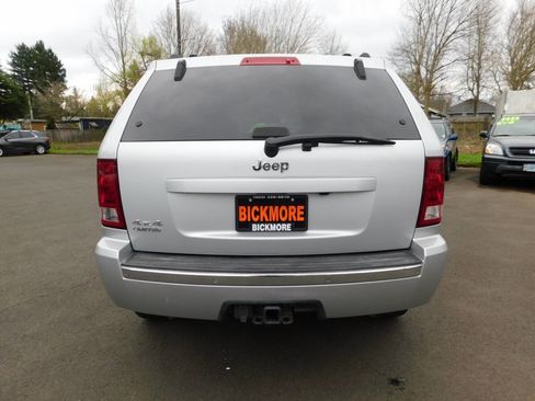 Used 2006 Jeep Grand Cherokee Limited image 22