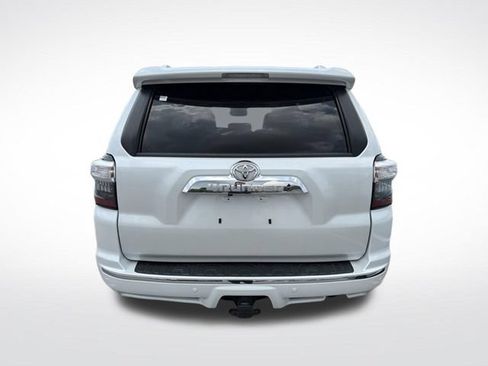 Used 2024 Toyota 4Runner Limited AWD/4WD image 7