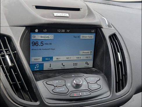 Used 2016 Ford Escape SE w/ SE Leather Comfort Package FWD image 12