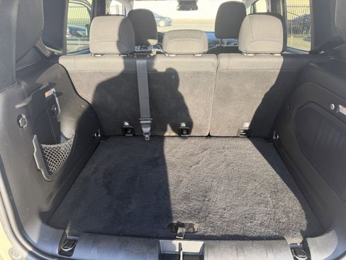 Used 2016 Jeep Renegade 75th Anniversary image 19