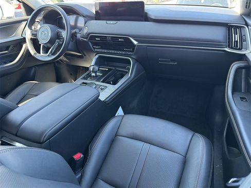 Used 2025 MAZDA CX-90 Plug-In Hybrid w/ Preferred image 9