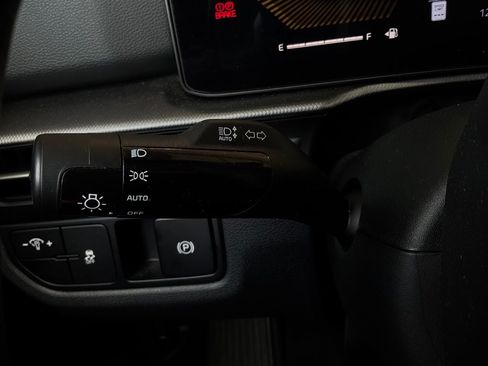 Used 2026 Kia Sportage LX FWD image 35