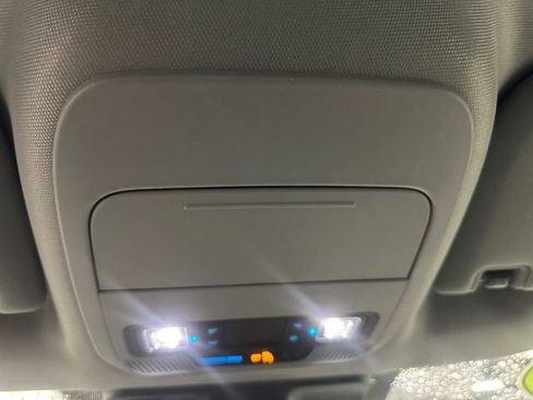 Used 2024 Ford F150 XLT w/ FX4 Off-Road Package image 17