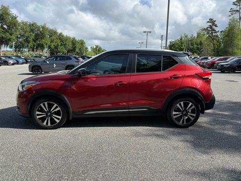 Used 2019 Nissan Kicks SR w/ Exterior Electronics Package image 14