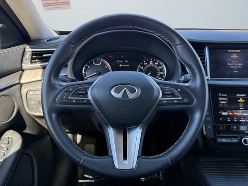 Used 2022 INFINITI QX50 Luxe image 12