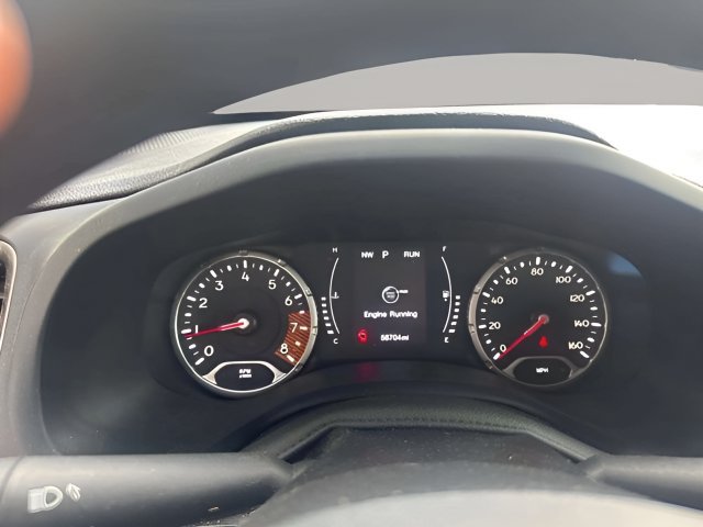 Used 2023 Jeep Renegade Latitude AWD/4WD image 6