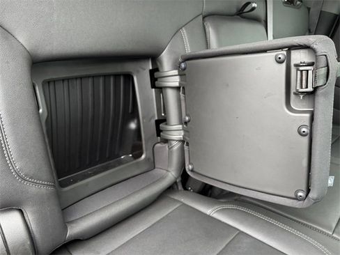 Used 2022 Chevrolet Silverado 1500 LT Trail Boss w/ LT Trail Boss Premium Package image 39