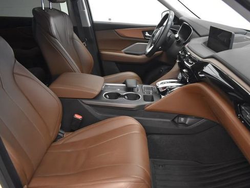Used 2023 Acura MDX SH-AWD w/ Technology Package image 6