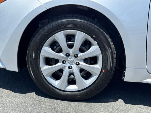 New 2026 Toyota Corolla LE FWD image 6