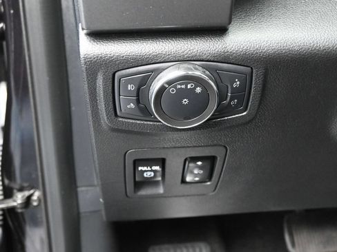 Used 2020 Ford F150 XLT w/ Equipment Group 302A Luxury RWD image 16