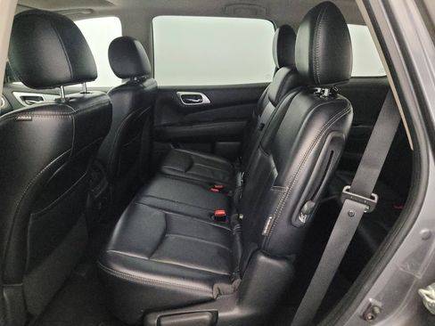 Used 2018 Nissan Pathfinder SL w/ SL Premium Package AWD/4WD image 18