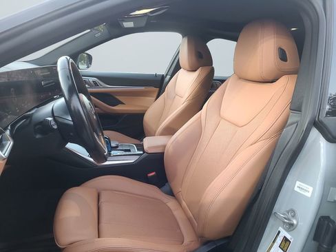 Used 2023 BMW i4 eDrive40 w/ M Sport Package image 9