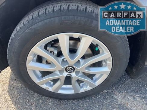 Used 2022 Nissan Rogue Sport SV w/ Technology Package image 7