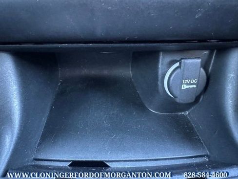 Used 2022 Dodge Charger SXT image 31