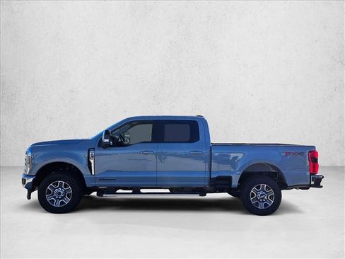 New 2026 Ford F250 Lariat w/ FX4 Off-Road Package image 5
