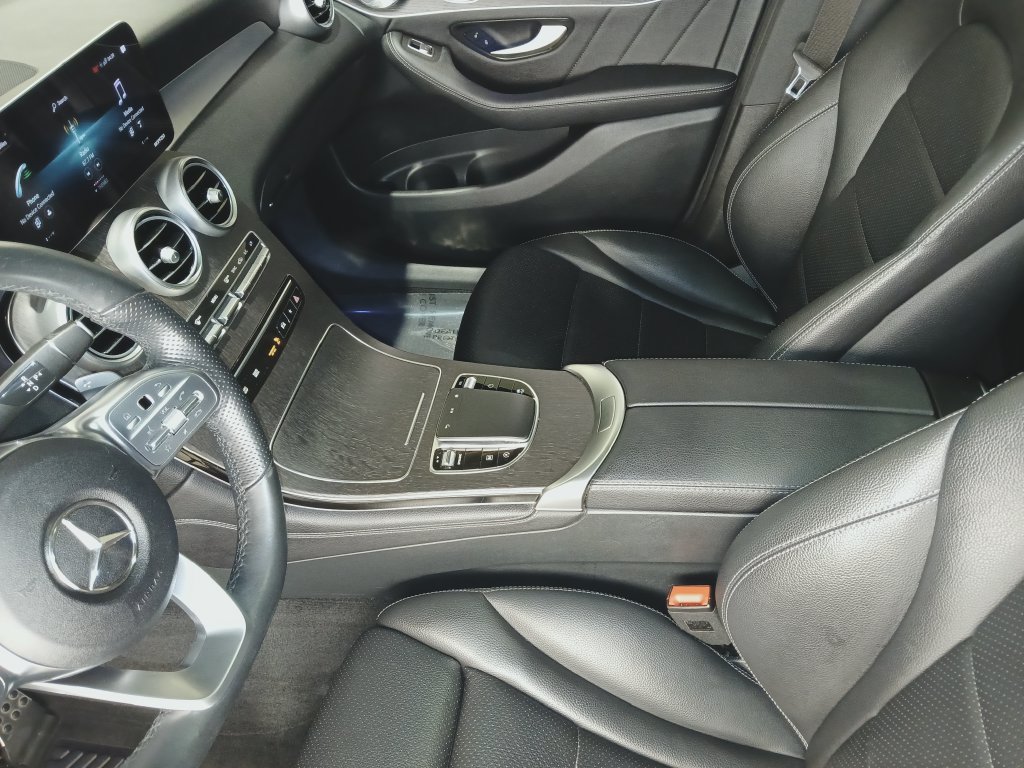 Certified 2020 Mercedes-Benz GLC 300 4MATIC image 18