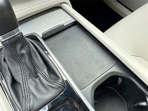 Used 2022 Volvo XC90 T5 Momentum w/ Advanced Package image 31