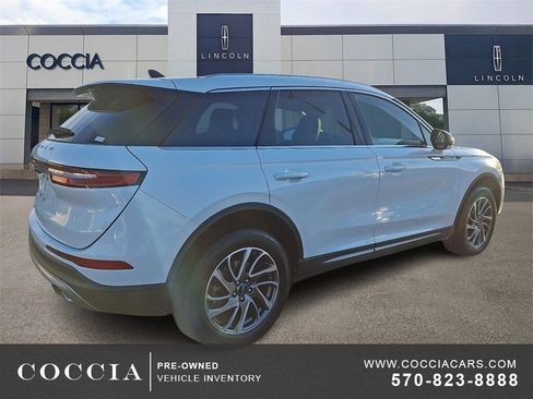 Certified 2022 Lincoln Corsair AWD w/ Equipment Group 101A image 4