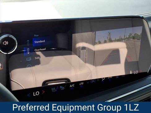 New 2026 Chevrolet Suburban Premier AWD/4WD image 3
