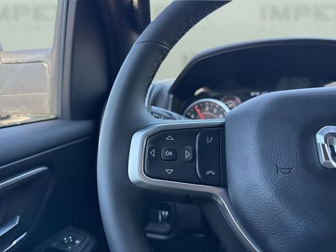 Used 2025 RAM 1500 Big Horn RWD image 14