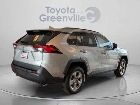 Used 2024 Toyota RAV4 XLE FWD image 6
