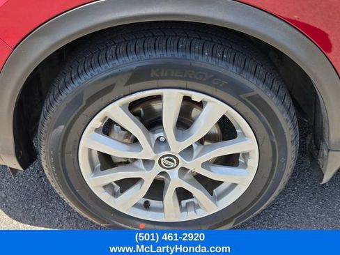 Used 2021 Nissan Rogue Sport SV FWD image 18