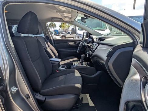 Used 2020 Nissan Rogue Sport S FWD image 16