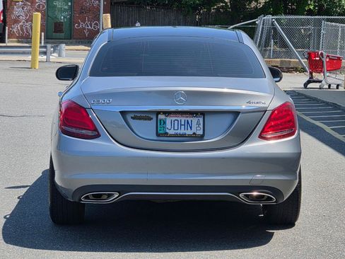 Used 2015 Mercedes-Benz C 300 4MATIC Sedan image 6