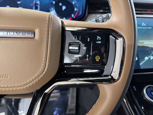 Used 2023 Land Rover Range Rover Sport SE Dynamic image 13